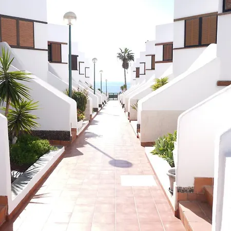 Amazing Atlantic View With Private Garden Oceanfront Apartament